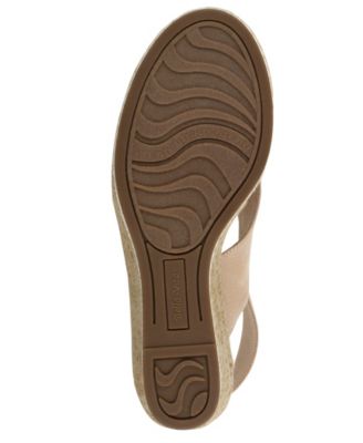 BELLA VITA Womens Beige 1 2  Platform Cushioned Comfort Nadette Ii Round Toe Wedge Buckle Espadrille Shoes W Fashion